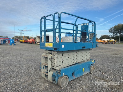 2005 Genie GS-3246 Electric Scissor Lift