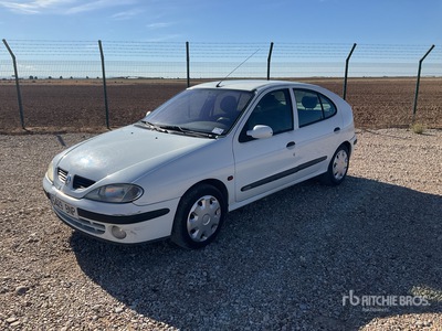 2001 Renault Megane Automobile