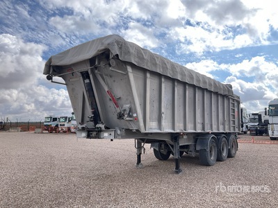 2004 ACM T34C Tri/A Aluminum Tipping Trailer