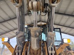 Hydraulics with Bucket Tilt Cylinders
