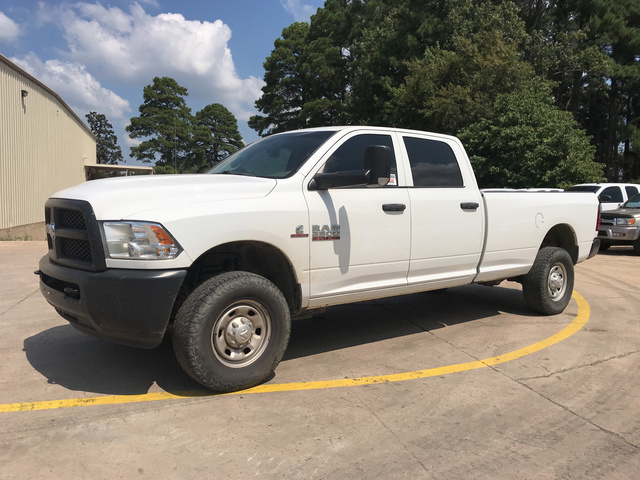 2016 Ram 2500 Heavy Duty 4x4 Crew Cab Pickup 2016 Ram 2500 Heavy Duty 4x4 Crew Cab Pickup