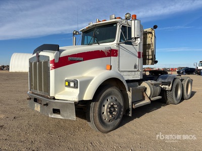 2002 Kenworth T800 6x4 T/A Day Cab Truck Tractor