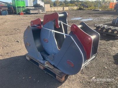 Quantity of (3) Strickland Digging Excavator Bucket - Fits Kobelco SK85 (Unused)