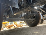 Underbody with Non-Driven Drop Axle (1)