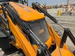 Hydraulics with Bucket Tilt Cylinders