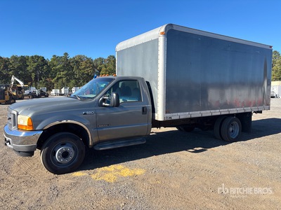 2001 Ford F-550 XL 4x2 Camion fourgon