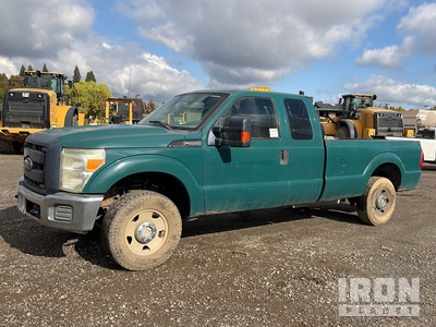2012 Ford F-250 XL 4x4 Extended Cab Pickup