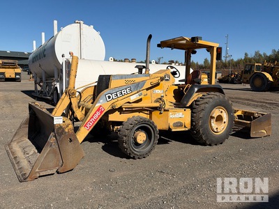 John Deere 210LE 4x4 Chargeuse paysagisme