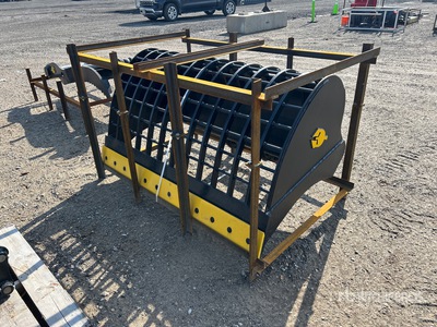 2026 Dynamic Entities 200CL 70 in Q/C Skeleton Excavator Bucket (Unused)