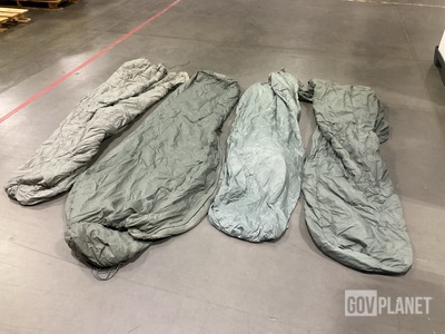 (126) Sleeping Bags