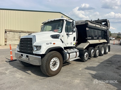 2017 Freightliner 114SD Super 18 Wywrotka pięcioosiowa