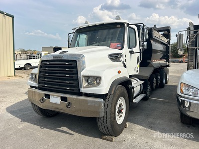 2017 Freightliner 114SD Super 18 Wywrotka pięcioosiowa