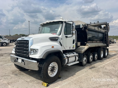 2020 Freightliner 114SD Super 18 Wywrotka pięcioosiowa