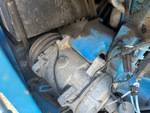 Moteur with compresseur de climatisation