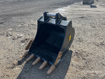 2026 Dynamic Entities 120CL 35 in Q/C Digging Excavator Bucket (Unused)