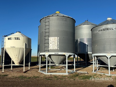 Westeel-Rosco +/- 2000 bu 5 Ring Hopper Grain Bin