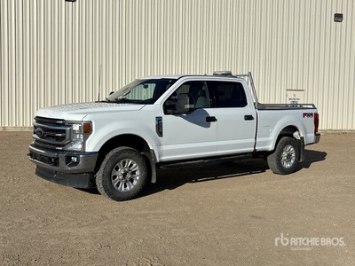 2022 Ford F-250 XLT 4x4 Crew Cab Pickup
