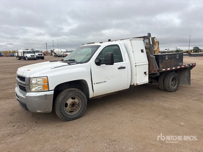 2007 Chevrolet 3500HD 4x2 Flatbed Truck