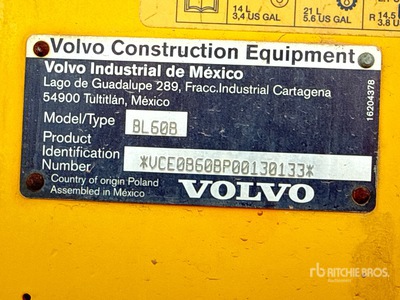 2013 Volvo BL60B 4x4 Extended Hoe Backhoe Loader