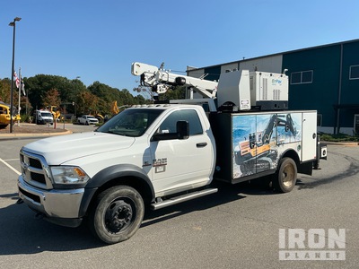2017 Ram 5500 4x4 Camion de service