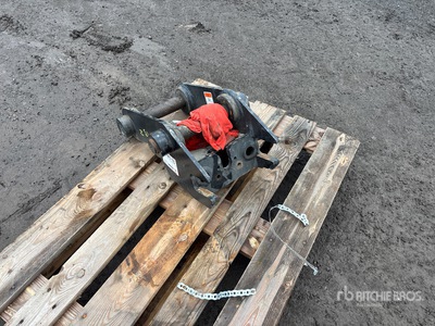 Excavator Coupler - Fits Cat