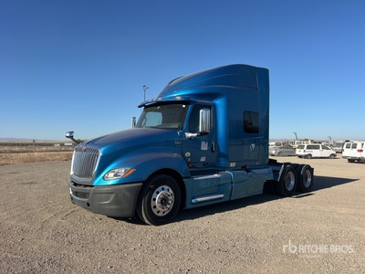 2019 International LT625 6x2 Ciągnik siodłowy T/A z kabiną sypialną