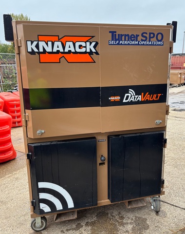 Knaack Data Vault 118-01 Job Site Box