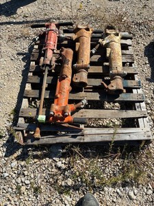 Quantity of (4) 90 lb Demolition Breakers