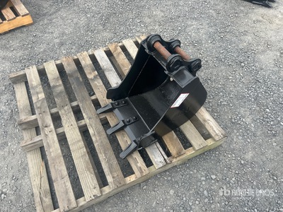 16 in Digging Excavator Bucket