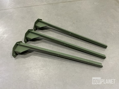 (7) Oshkosh 1326760W Mounting Brackets