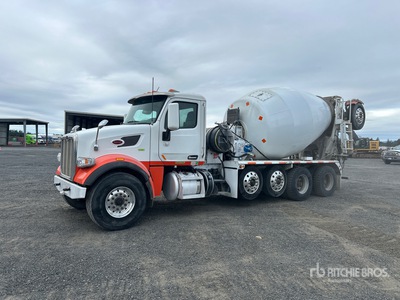 2018 Peterbilt 567 12x4 Mixer Truck