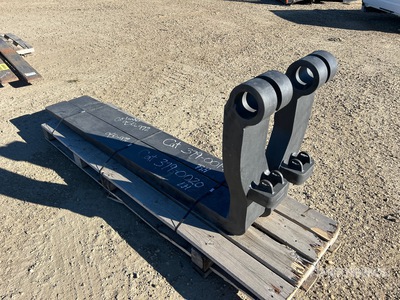 Cat 72 in 379-0019/379-0020 HD Fork Tines - Fits Cat 950-972 loaders Frame 520-7957 (Unused)
