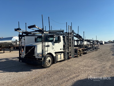 2015 Volvo VAH 6x4 Camion transporteur de voitures