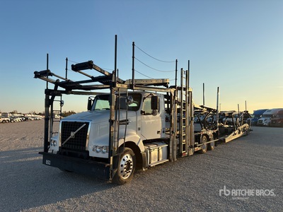 2015 Volvo VAH 6x4 Car Carrier Truck