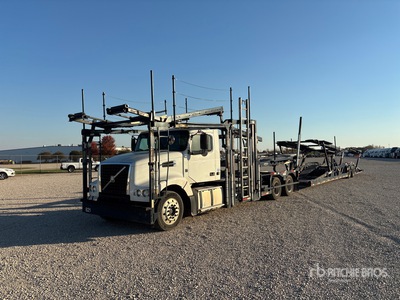 2014 Volvo VAH 6x4 Camion transporteur de voitures