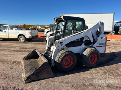 2012 Bobcat S650 Two-Speed Schranklader