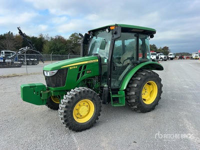2021 John Deere 5075E Utility Tractor w bush hog