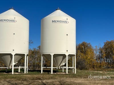 Meridian 1615 +/- 110 ton Fertilizer Hopper Grain Bin