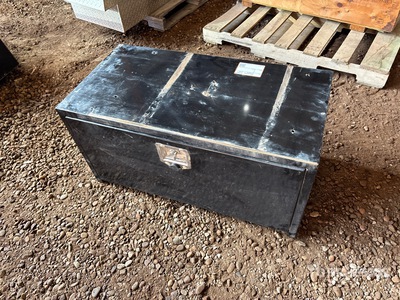 3 ft X 18 in X 18 in Tool Box