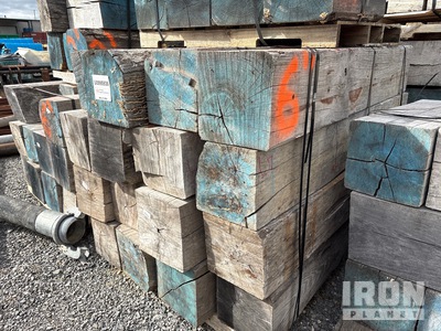 Quantity of (26) 12 In x 12 In x 6 ft Hard Wood Timbers その他 - 店舗 & 倉庫