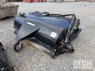 2018 Cat BP118C 72 in Skid Steer Sweeper