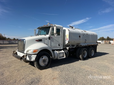 2014 Peterbilt 348 6x4 Water Truck