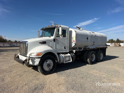 2014 Peterbilt 348 6x4 Water Truck