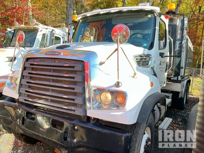 2018 Freightliner 114SD Druck- und Saugwagen