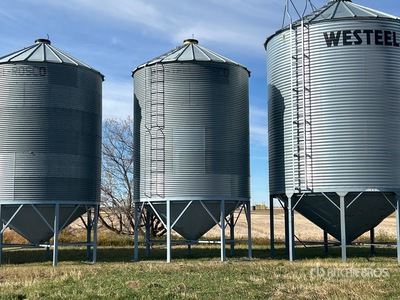 Westeel- Rosco +/- 2000 bu 6 Ring Hopper Grain Bin