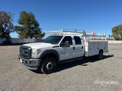 2016 Ford F-550 XL 4x2 Crew Cab Utility Truck