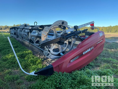 2024 MacDon FD235 35 ft Flex Draper Combine Header (Inoperable)