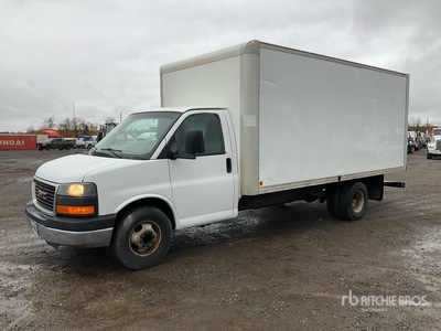 2013 GMC Savana G3500 4x2 Cube Van Truck