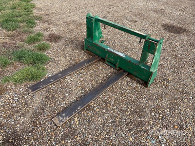 Kirchner 48 in Tractor Pallet Forks