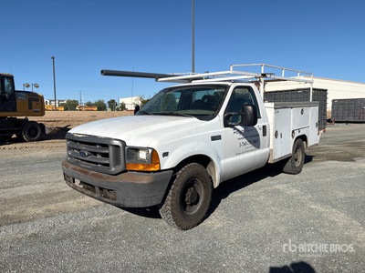 2000 Ford F-350 4x2 Service Truck